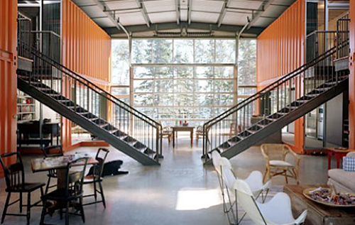 Locuinta din containere, in Estonia (interior, foto: Peter Aaron) Locuinta din containere in Estonia (interior foto Peter Aaron) - Proiect estonian pentru o casa cu