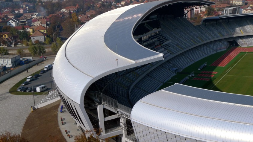 Cluj Arena - Fatada si acoperisul stadionului Cluj Arena realizate de Lindab Romania