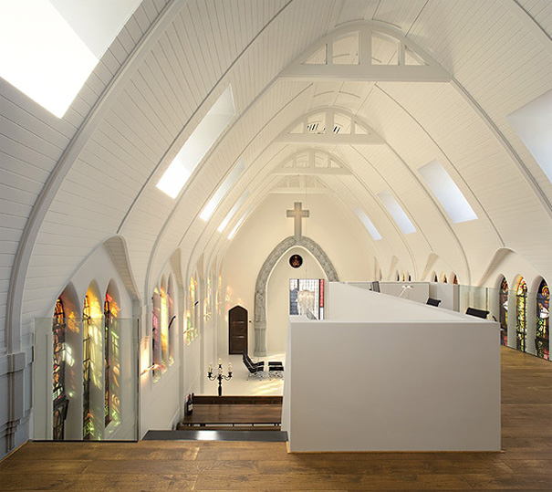 Biserica Vietii din Utrecht, Tările de Jos transformata in locuinta moderna