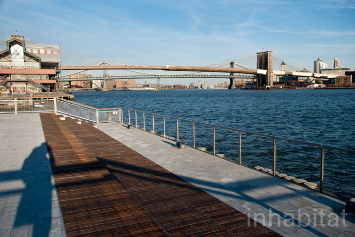 Esplanada East River - Esplanada East River si Debarcaderul 15