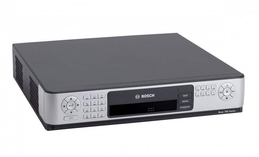673 - Cladirile Dedeman sunt echipate cu sisteme de securitate Bosch