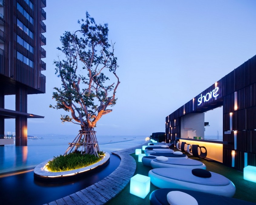 Hilton Pattaya - Hilton Pattaya, un hotel construit pe acoperisul unui centru comercial