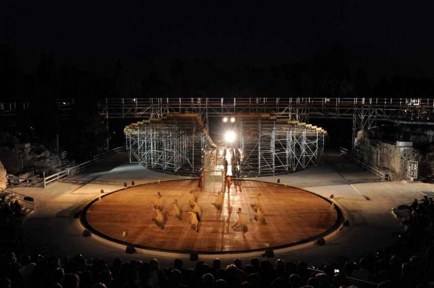 Vechi teatru elen in Siracuza 3 - Scena vechiului teatru antic elen din Siracuza
