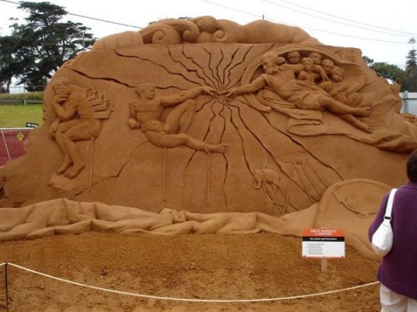 Sculptura in nisip - Sculpturi in nisip