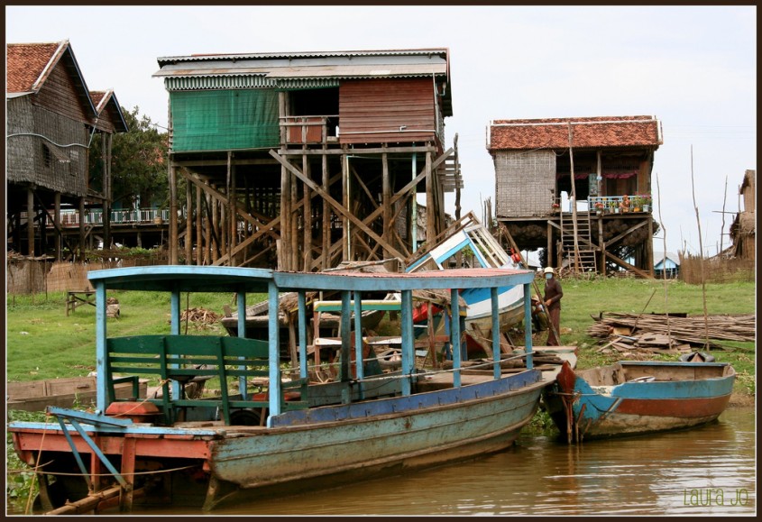 Case pe apa Kompong Khleang, Cambodgia - Case pe apa in Kompong Khleang, Cambodgia