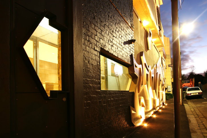 Apartamentul Hive 10 - Apartamentul Hive creat pentru un iubitor de graffiti din Melbourne