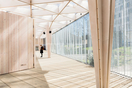 Pavilion temporar 5 - Pavilion temporar din lemn in Helsinki
