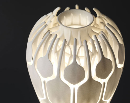 Bloom lamp2 - Lampa de birou realizata cu ajutorul unei imprimante 3D
