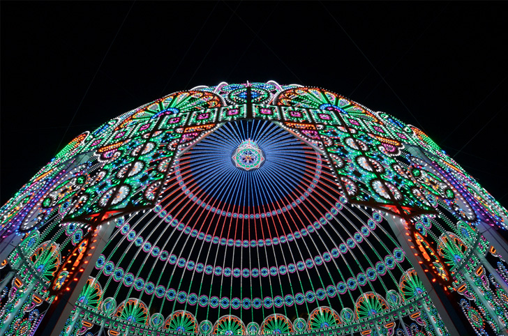 Cupola realizata din LED-uri7 - Cupola realizata din 30 000 de LED-uri