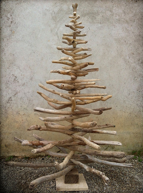 Un brad din crengi de lemn - Alternative creative pentru pomul de Craciun