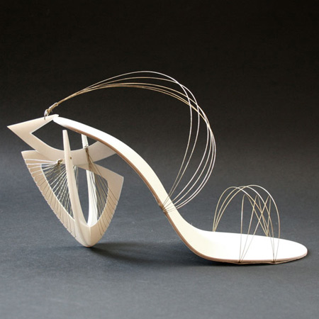 Pantofi creati de Tea-Petrovic inspirata de Santiago Calatrava - Arhitectii proiecteaza pantofi