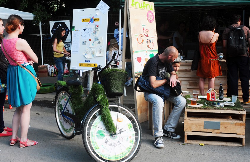 Street Delivery, 15 iunie 2013, Bucuresti  - Strazi redate pietonilor si vietii urbane, respectiv sociabilitatii