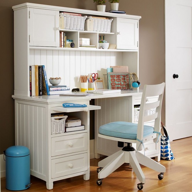 1 girl-bedroom-desk-white-and-blue-and-coffee-665x665 - Ideile de amenajare a spatiului de studiu sunt astazi centrate pe partea estetica