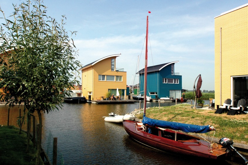 Libertate pe apa “Vise plutitoare” in Olanda 1 - Libertate pe apa “Vise plutitoare” in Olanda