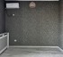 Decorarea interioară a unei locuințe din București cu tapet MallDeco rezistent la mucegai