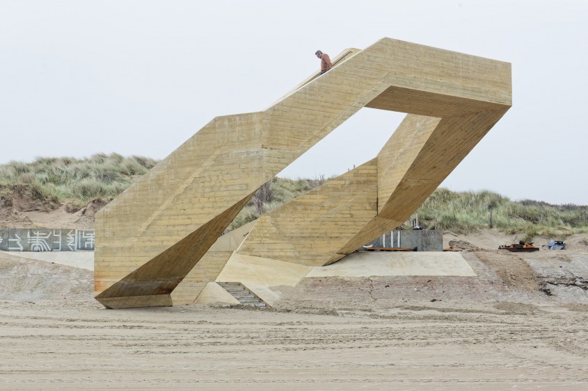 Un punct de observație sculptural pe coasta belgiană