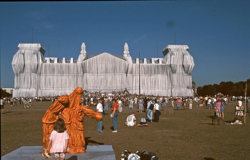 Wrapped Reichstag - Berlin (1995)