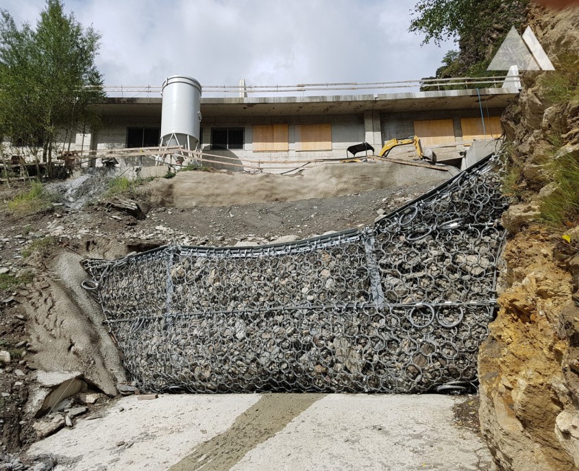 Bariere de torenți pentru protecția infrastructurii rutiere și a zonelor cu risc