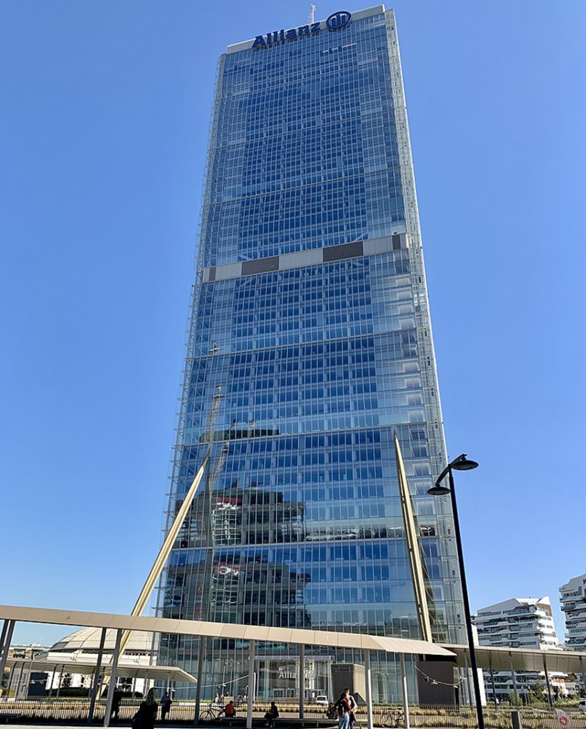 Turnul Allianz din Milano, Italia, 2015