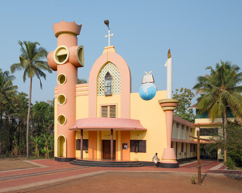 Bisericile viu colorate, cu forme surprinzătoare, din sudul Indiei