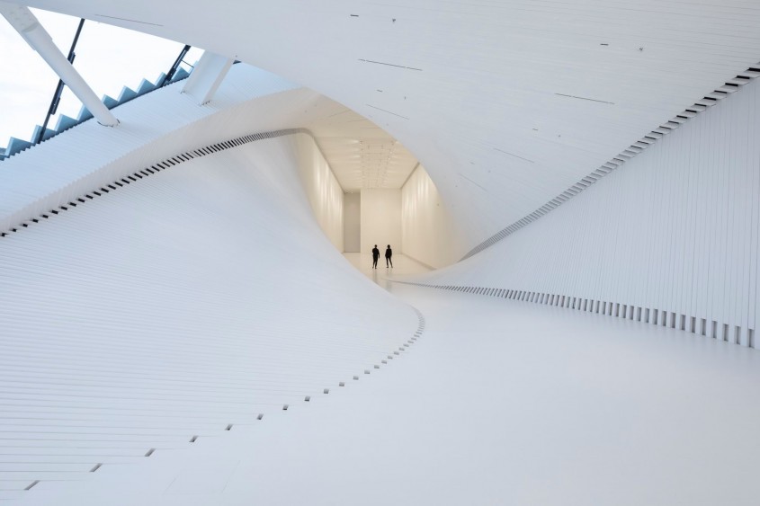 Cel mai nou muzeu din Norvergia este în același timp un pod peste râu