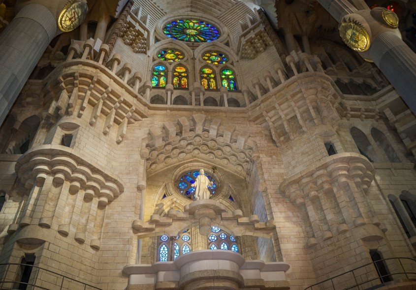 Catedrala Sagrada Familia a intrat în legalitate dupa 137 de ani Istoria tumultoasă a capodoperei lui