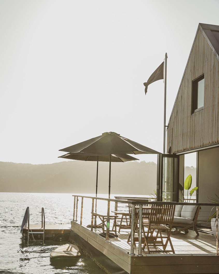 O vilă plutitoare alimentată cu energie solară este refugiul ideal
