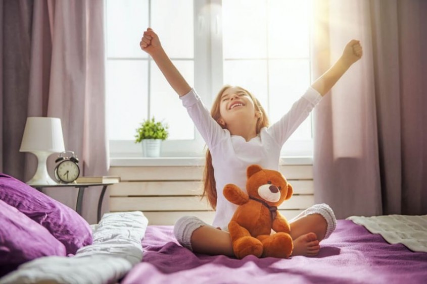 Cum pregătești camera copilului pentru un somn bun