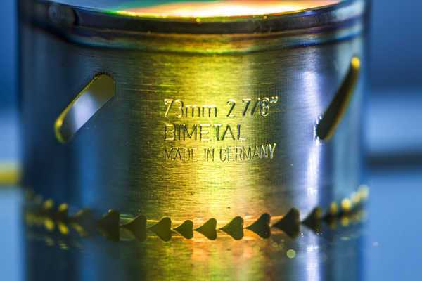 În construcții materialul alege pânza soluții WILPU pentru lemn cu metal fontă BCA compozite și găuri