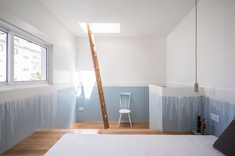 O oază pastelată: idee de amenajare a unei case cu un singur dormitor 