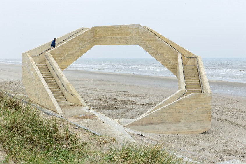 Un punct de observație sculptural pe coasta belgiană