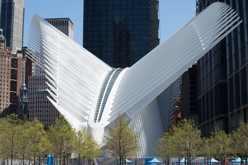 Gara Oculus de Santiago Calatrava (New York, 2016)