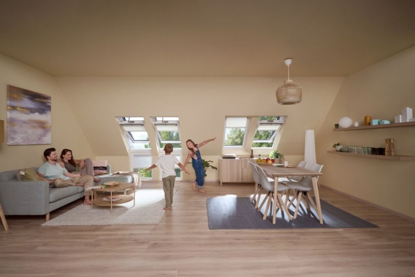 VELUX Rom&acirc;nia: Ferestrele de mansardă cu acționare electrică devin noul standard pe piață