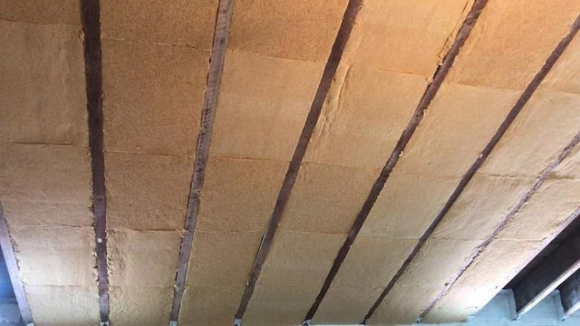 Materiale naturale din fibră de lemn Gutex pentru  izolarea termică și acustică a casei