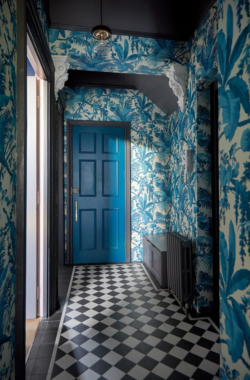 În interiorul apartamentului unei arhitecte iubitoare de albastru