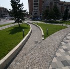 Amenajarea spatiului pietonal aleilor auto si parcarilor din Centrul Civic Alba Iulia cu pavaj furnizat de