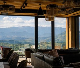 The Pines Bucegi Lodge &ndash; sonorizare profesionala pentru o experienta autentica de hotel boutique