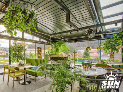 Interior terasa cu pergola  Brasov Sun Leader