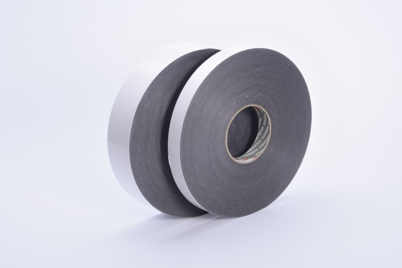 ORABOND 1825 - banda dublu adeziva buretoasa, neagra, 0.6 mm.jpg