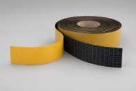 Bandă adezivă anticondens din cauciuc elastomeric