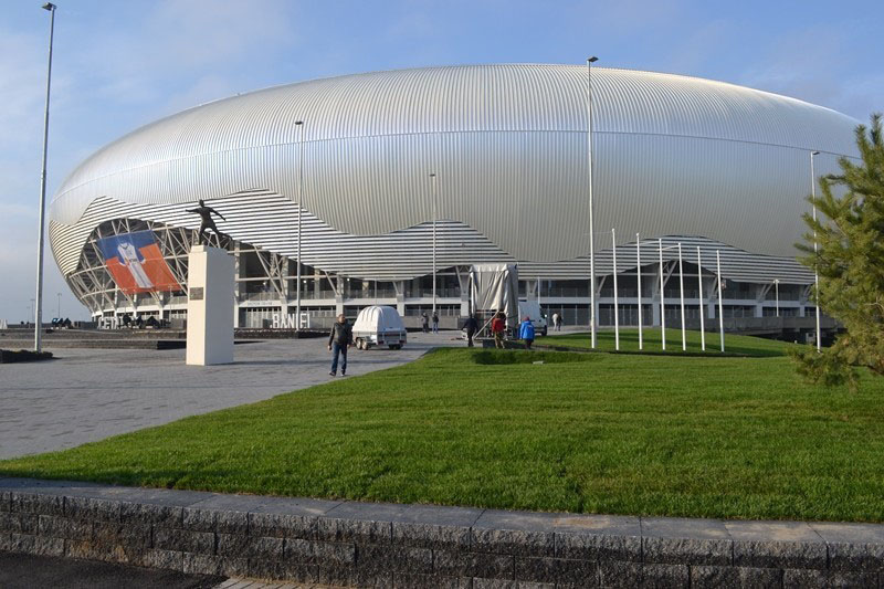 Amenajarea zonei verzi de langa Stadionul Oblemenco  Craiova ELIS PAVAJE
