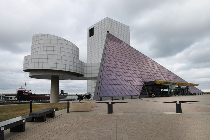 Rock and Roll Hall of Fame and Museum, Cleveland (1995)