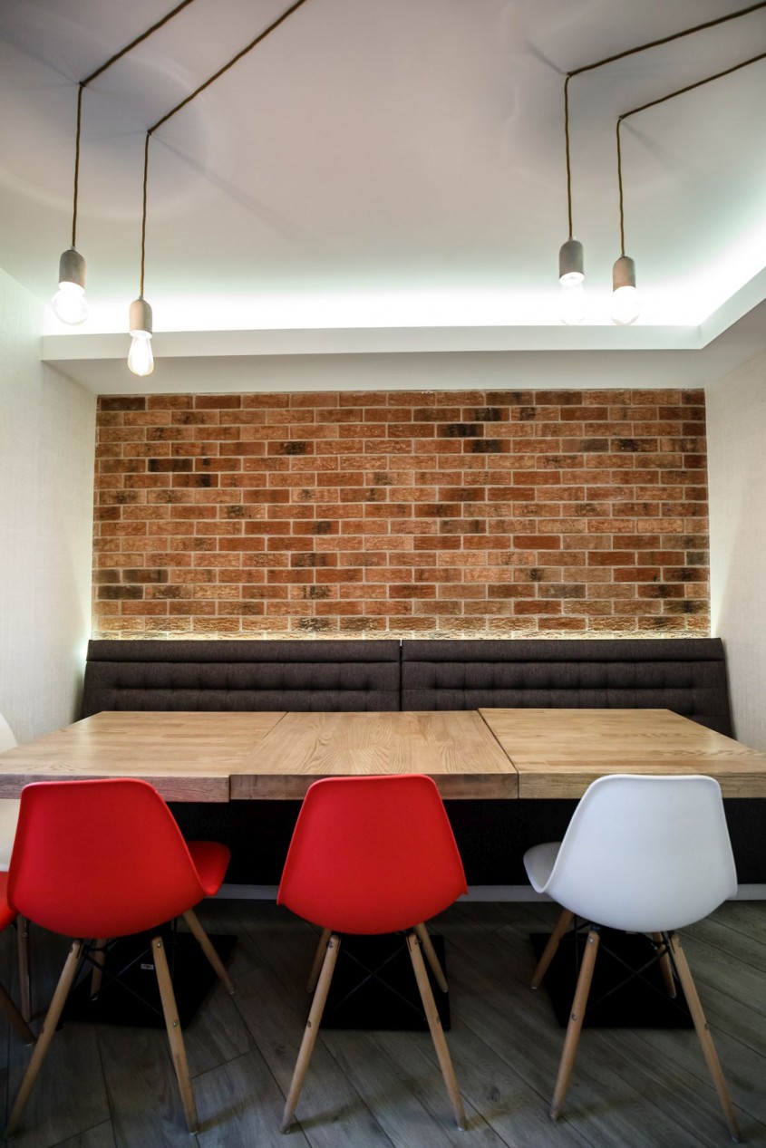 Perete cu  caramida aparenta Amedioklinker