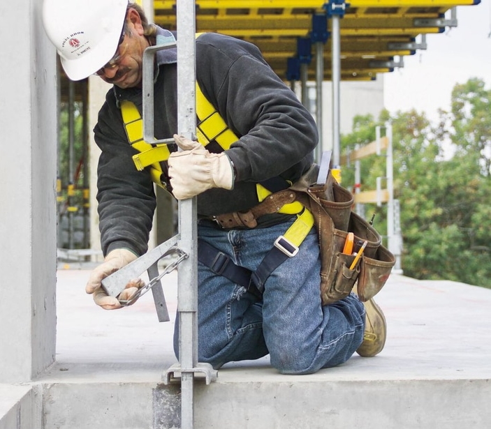 Doka/ Montant balustradă