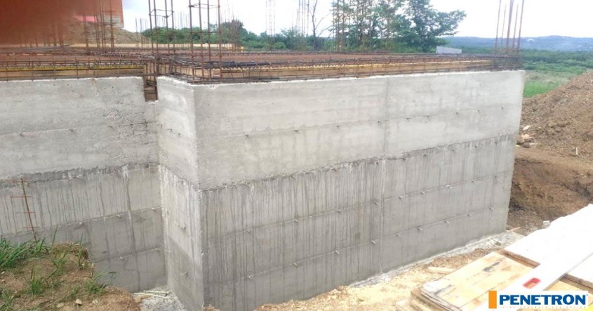 Vedere de ansamblu fundație din beton
