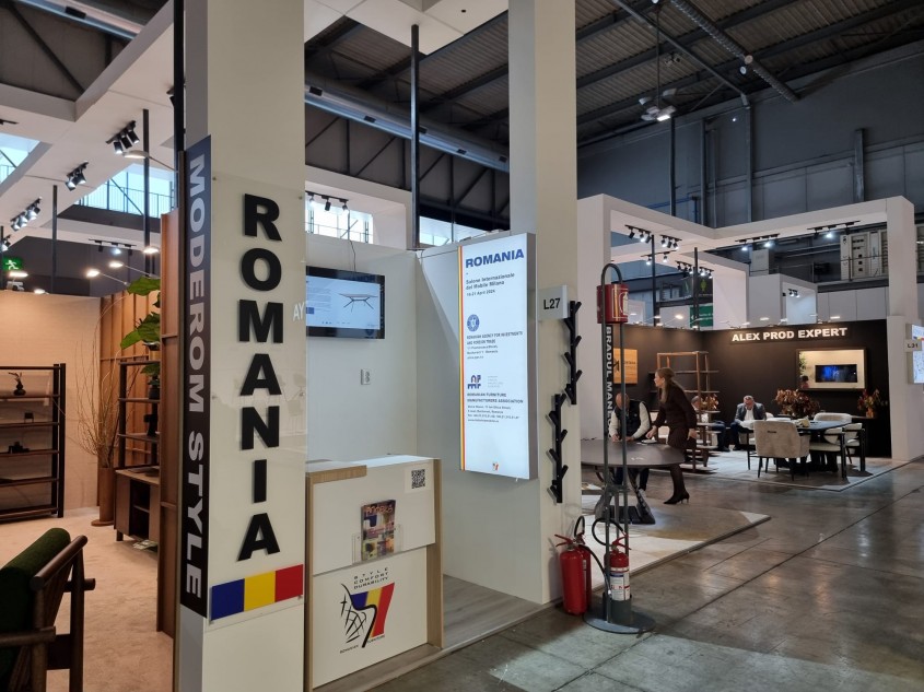 17 firme românești își expun colecțiile de mobilier din lemn masiv la Salone del Mobile Milano