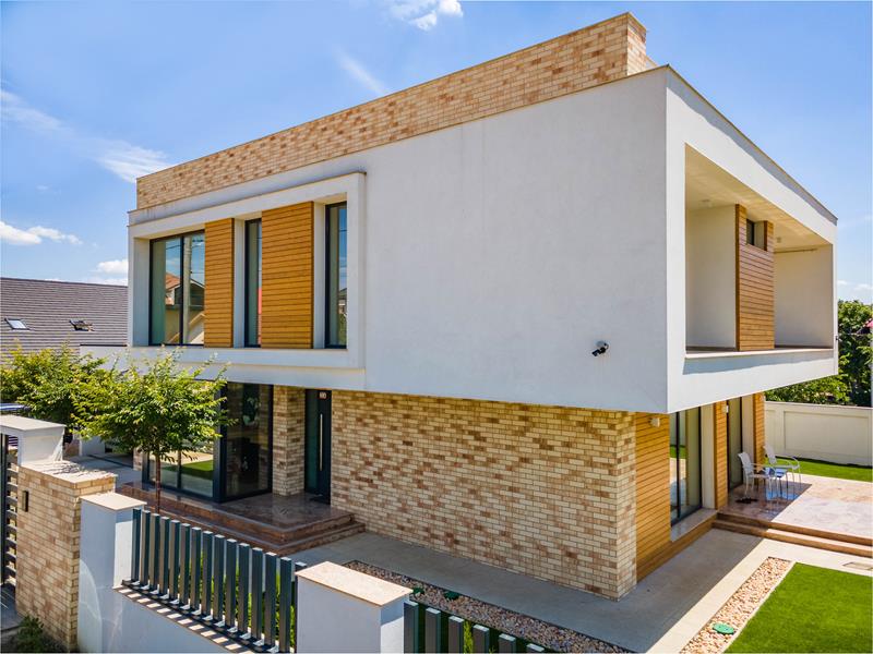 Fațade moderne cu cărămidă aparentă klinker – eleganță și durabilitate în proiectele rezidențiale