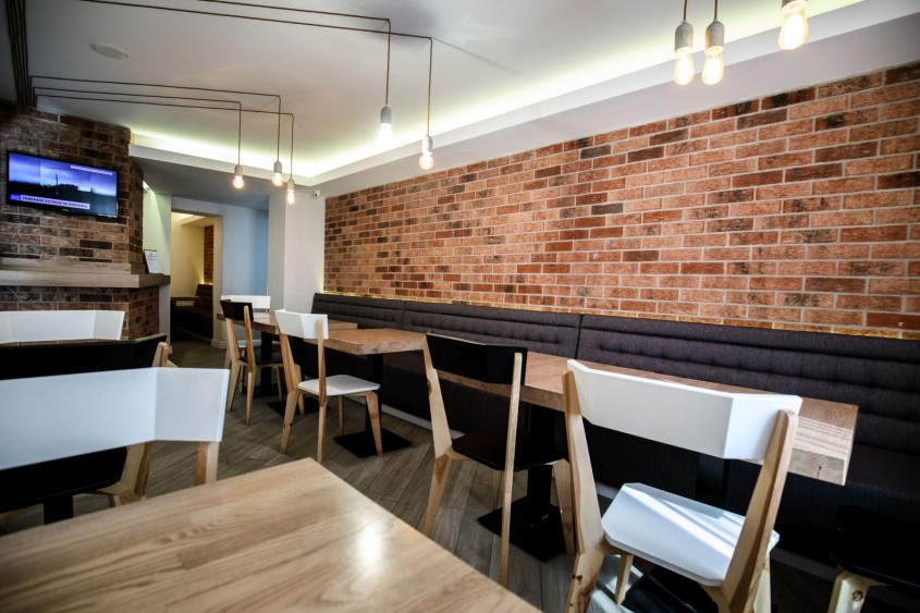 Pereti cu  caramida aparenta Amedioklinker