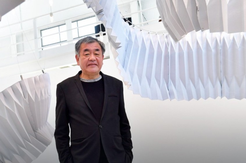 Arhitectul nipon Kengo Kuma a creat o sculptură care poate absorbi emisiile a 90 000 de