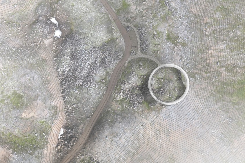 <i>Ring of Bjólfur</i>, o bijuterie arhitecturală care oferă priveliști spectaculoase